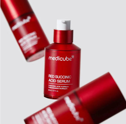 MEDICUBE Red Succinic Acid Serum (30ml)