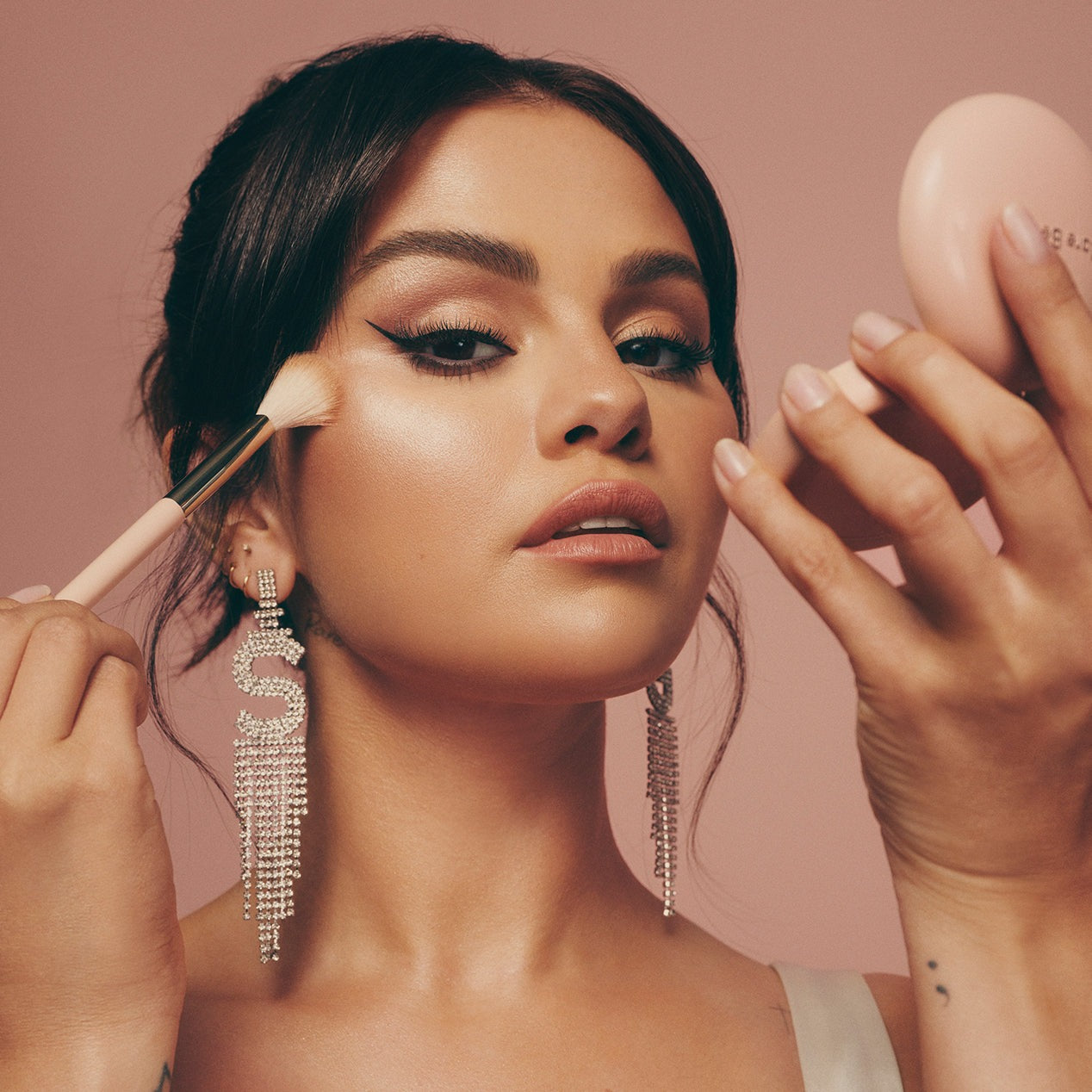 Rare Beauty Silky Touch Highlighter