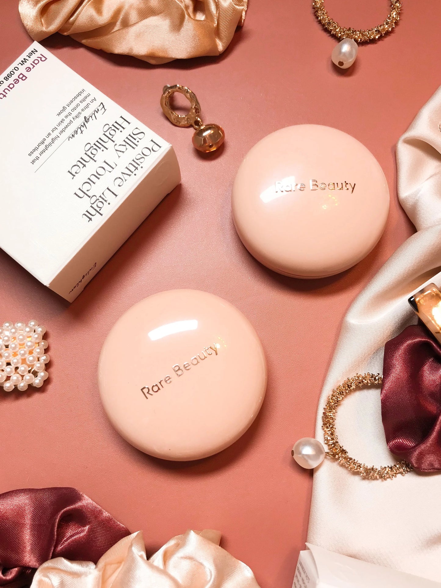 Rare Beauty Silky Touch Highlighter