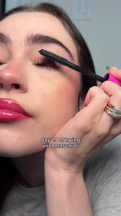 Essence I Love Extreme Crazy Volume Mascara