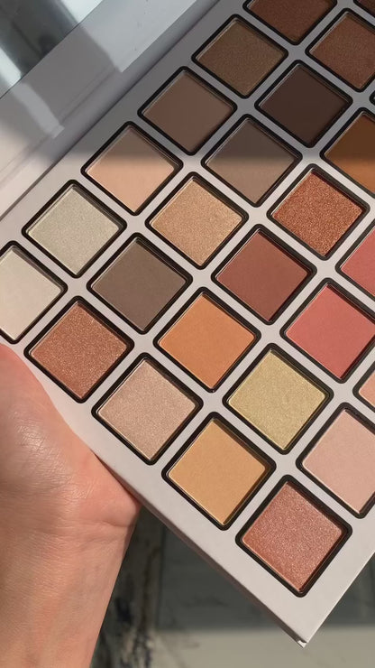 Shopaarel 50 Color Wedding Bells Eyeshadow Palette