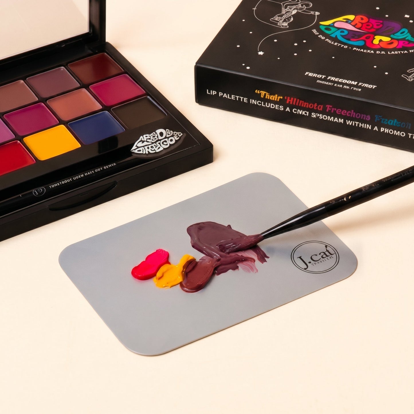 J.cat Freedom Creator Lip Palette